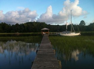 5552 Frisco Ln, Johns Island, SC 29455