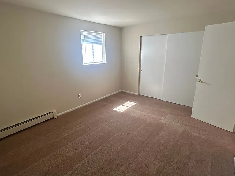 320 Chester Pike — Photo 10