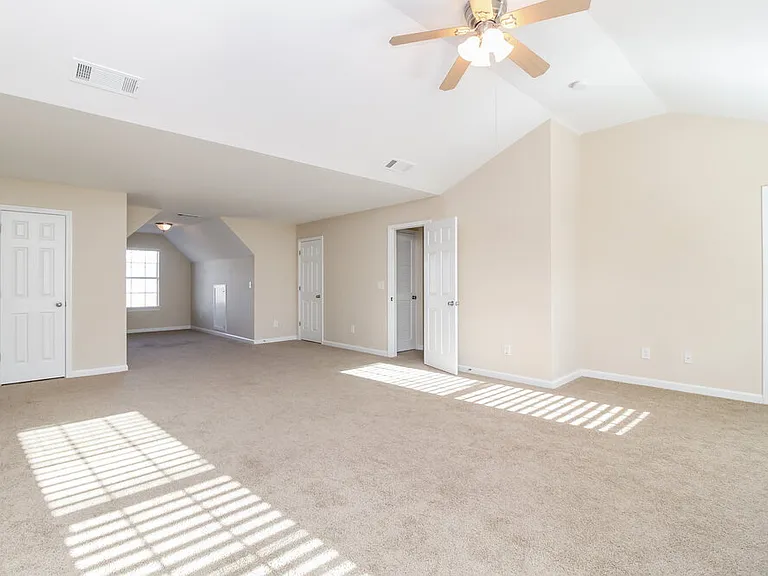 4940 Hopewell Manor Dr — Photo 16