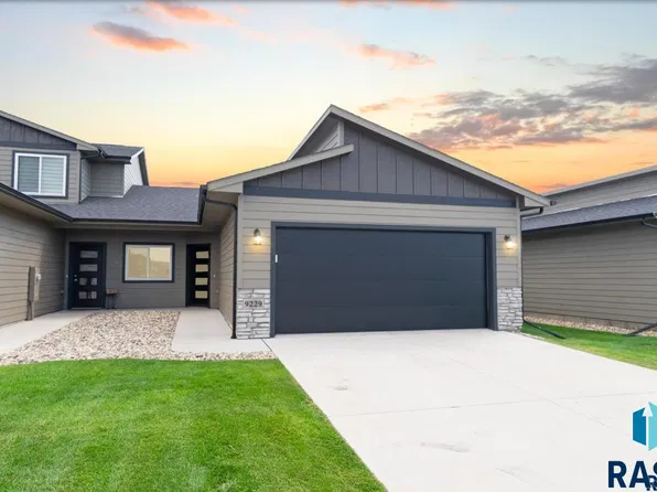 9229 W Laverne Wipf St, Sioux Falls, SD 57106
