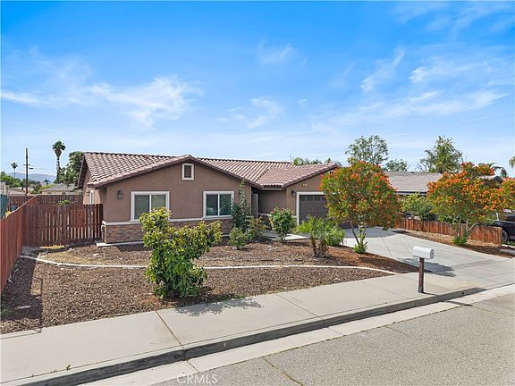 3rd image of 3118 Mendoza Way