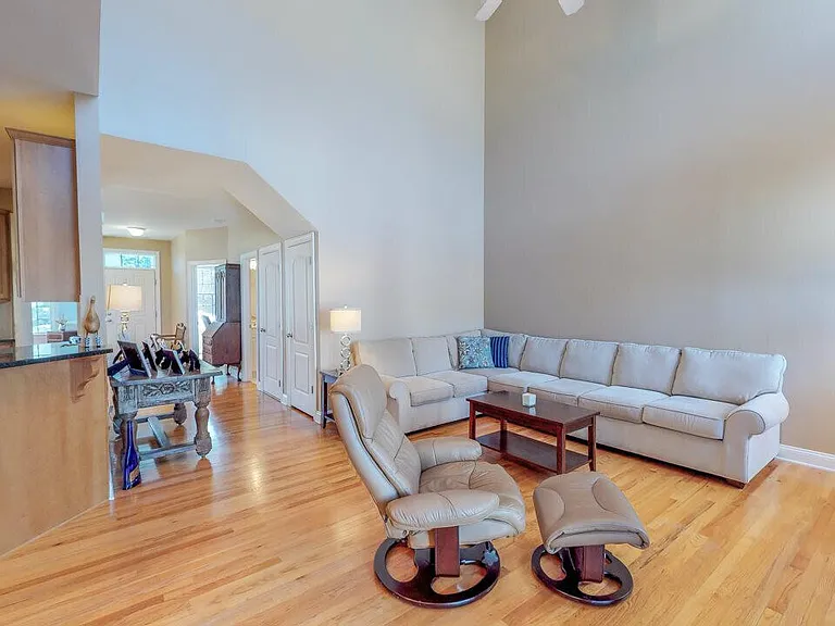 401 Waverly Hills Dr — Photo 9