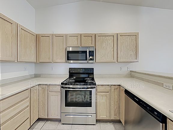 4th image of 2286 Agave Ln #102