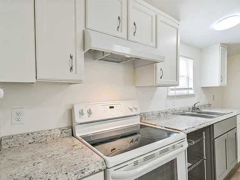 1749 Max Rd #4 — Photo 12