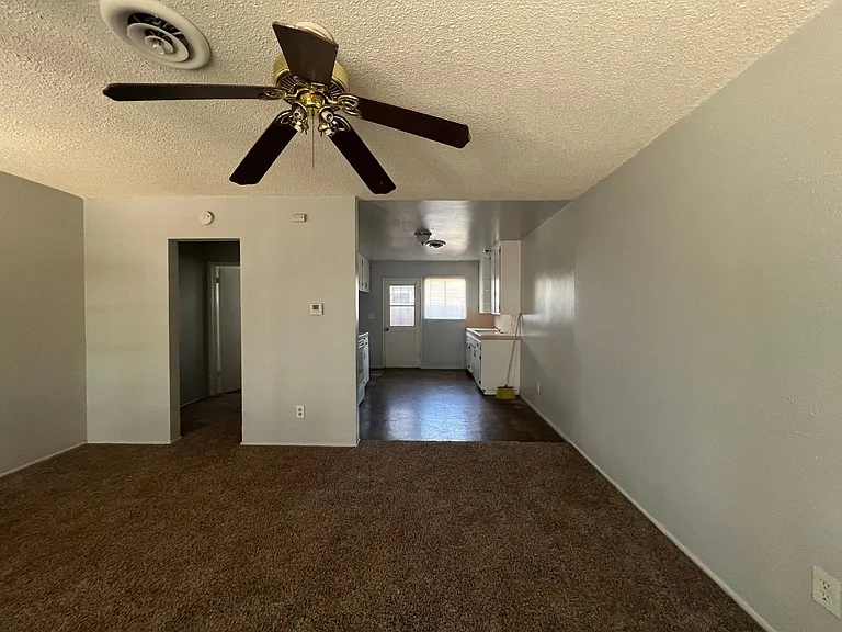 229 S Buena Vista St — Photo 34