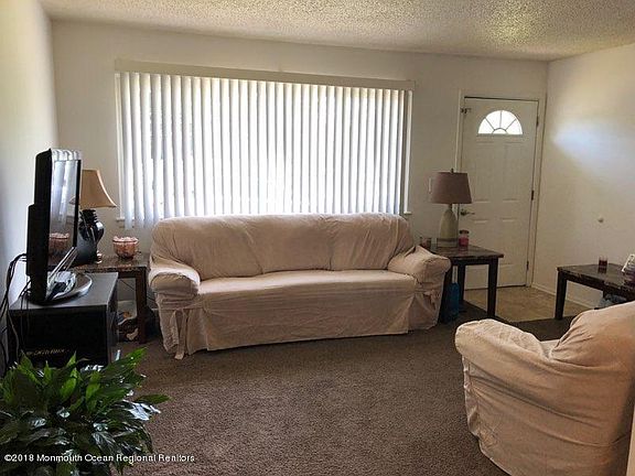 4th image of 1151 Fairview Dr