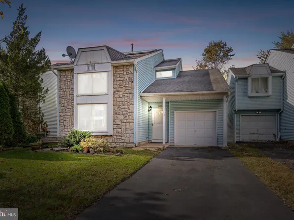 75 Winchester Dr, East Windsor, NJ 08520