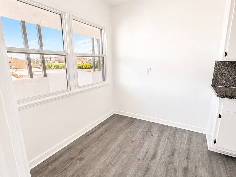 2922 Wellington Rd #1/2 — Photo 4