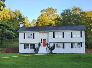 326 Keeler Bridge Rd, Marietta, SC 29661