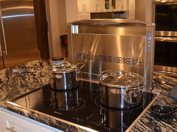 30in Induction Cooktop