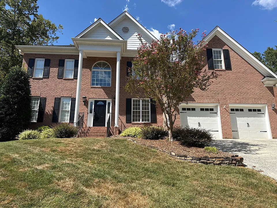 7011 Edenderry Dr