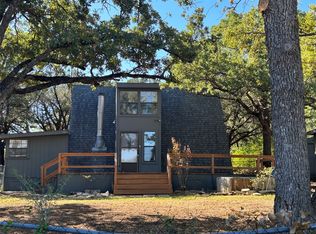 702 Western Hills Trl, Granbury, TX 76049