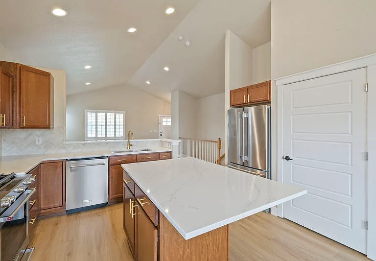 5839 Yancey Dr — Photo 8