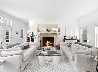 265 Scuttle Hole Rd, Water Mill, NY 11976