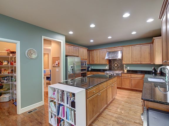 5th image of 8830 McIntosh Ct SE