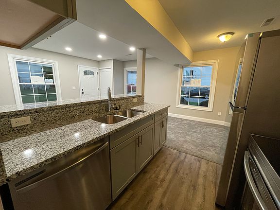 3rd image of 2605 Thornbrier Ct #2605