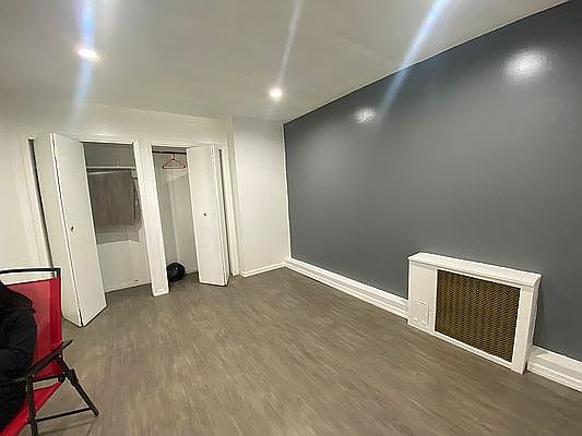 2nd image of 133 Manhattan Ave #1R