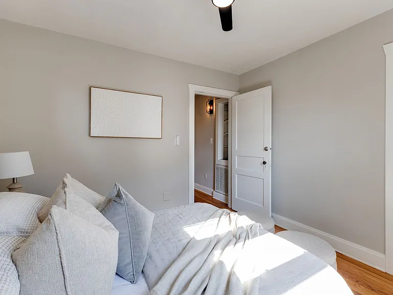 2313 Sunset Pl — Photo 31
