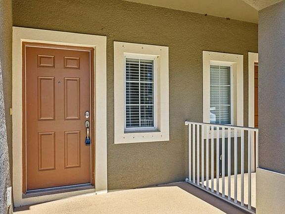2nd image of 6929 Holly Heath Dr