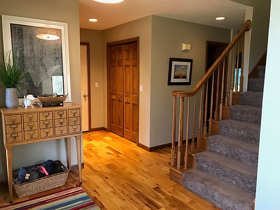 3rd image of 2415 Alder Dr
