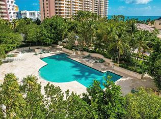 785 Crandon Blvd APT 302, Key Biscayne, FL 33149