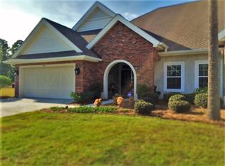 520 Fox Run Cir, Brunswick, GA 31525