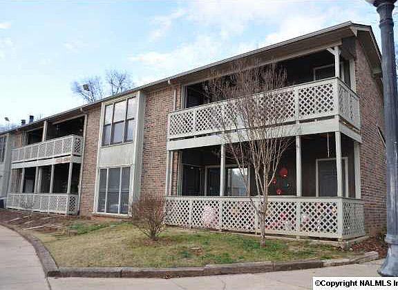 2nd image of 4942 Seven Pine Cir