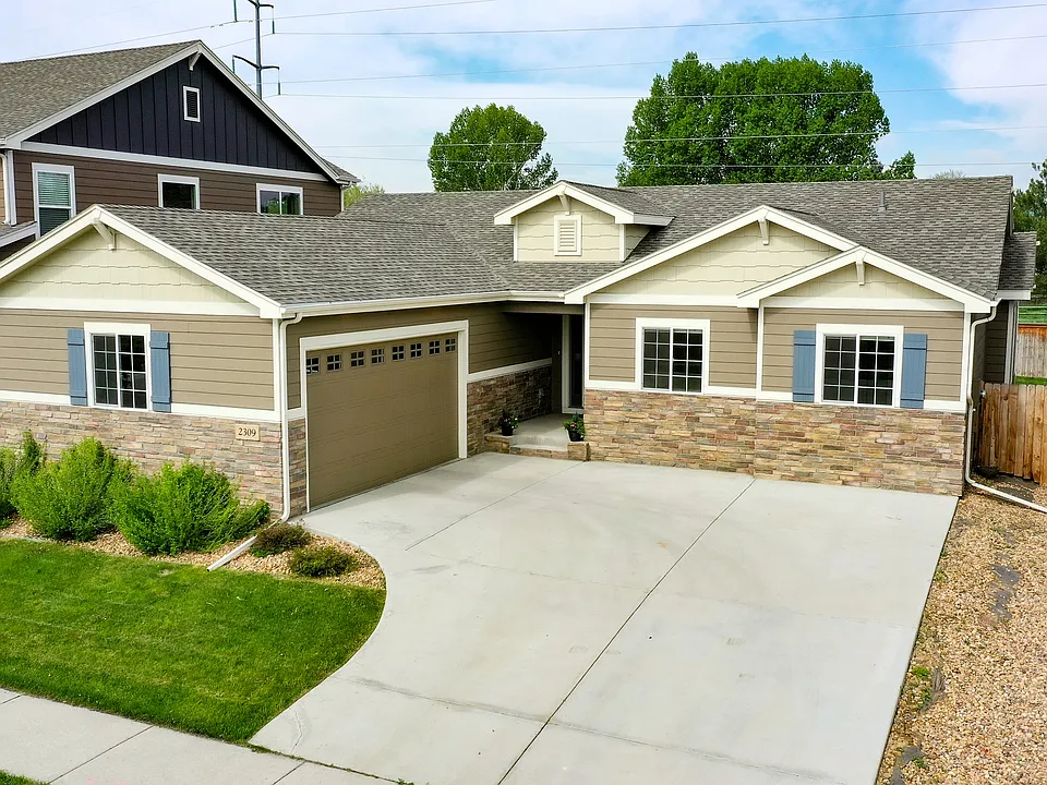 2309 Adobe Dr