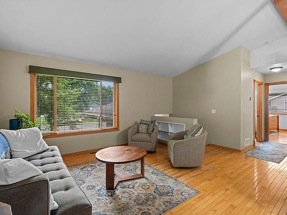 4th image of 1452 Vixen Ln