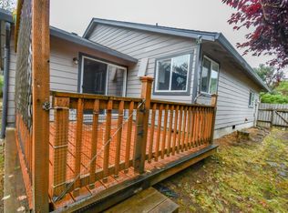 1128 SE Galley Ct, Lincoln City, OR 97367