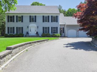41 Astor Avenue, Saint James, NY 11780