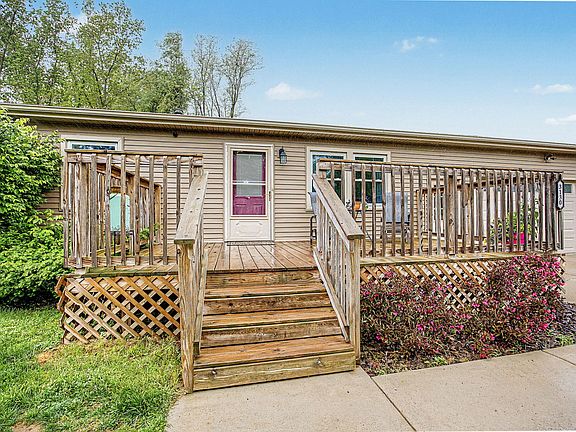 2nd image of 3130 Hill Dr