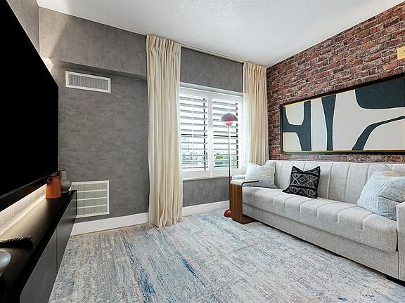 4th image of 7601 CANADA AVENUE #619