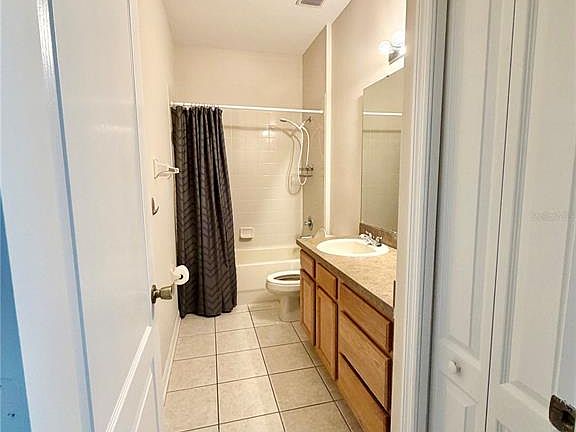 5th image of 4004 Langdrum Dr