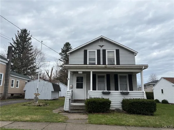 258 W 5th St, Oswego, NY 13126