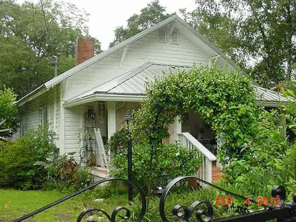461 12th St S, Defuniak Springs, FL 32435