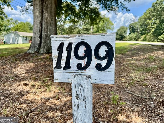2nd image of 1199 Corinth Rd