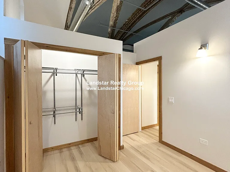 4600 S Ellis Ave #110 — Photo 7