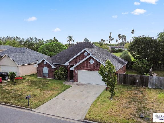 4th image of 454 Palm Haven Dr