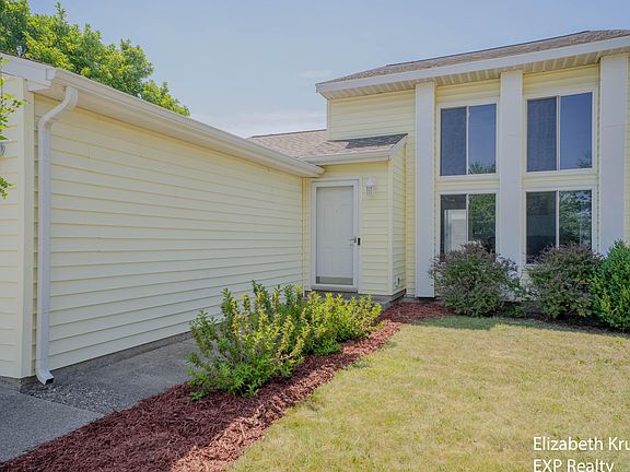 3rd image of 2630 Rum Creek Dr SE