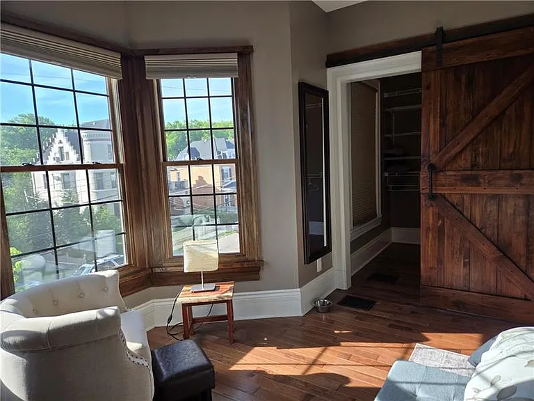 Primary bedroom has a large and spacious walk-in closet