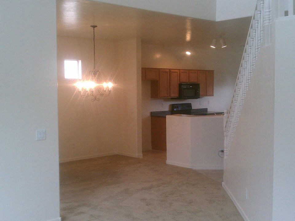 1st image of 175 E Camino Limon Verde