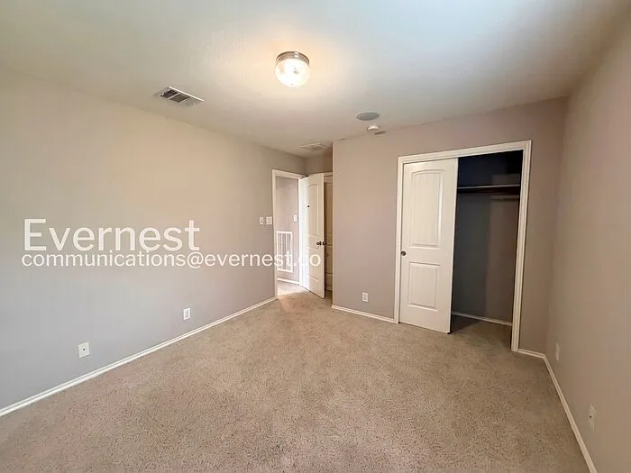 1620 Willow Vis — Photo 8