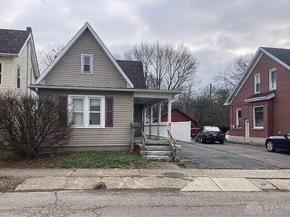 912 S Main St, Franklin, OH 45005