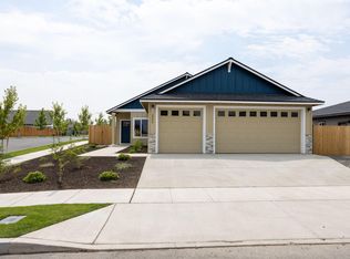 4904 SW Yew Pl LOT 11, Redmond, OR 97756