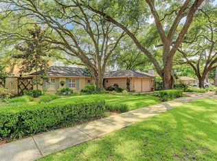 4011 Betsy Ln, Houston, TX 77027