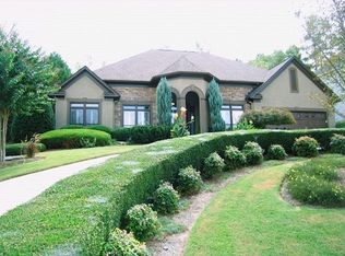 6630 River Crest Pt, Suwanee, GA 30024