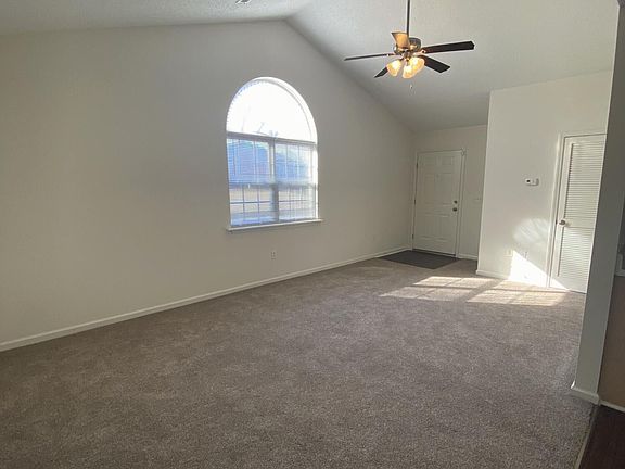 3rd image of 125 Wheeless Cir #T