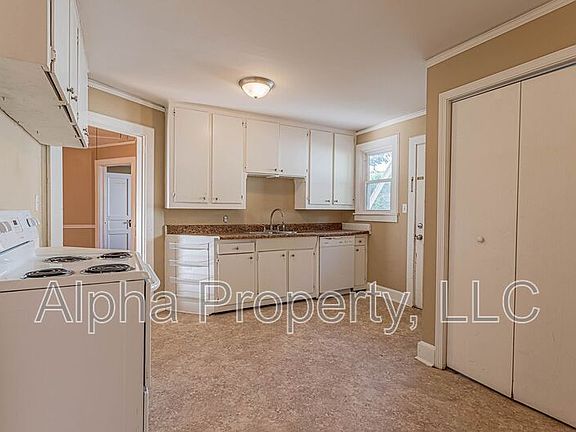 5th image of 110 Deoyley Ave
