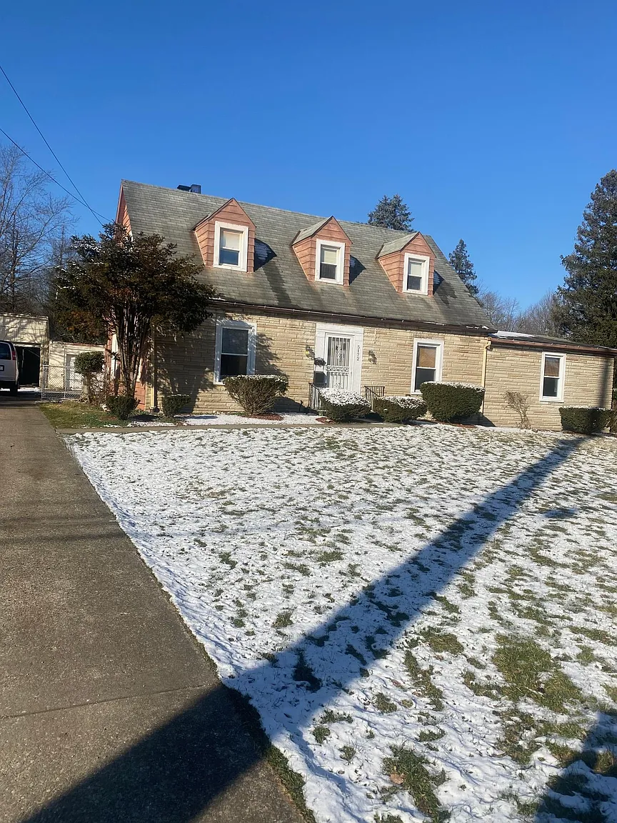 5172 South Ave photo 1